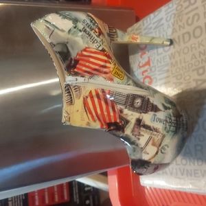 NWOT Diji Girls vibrant high high heels size 40